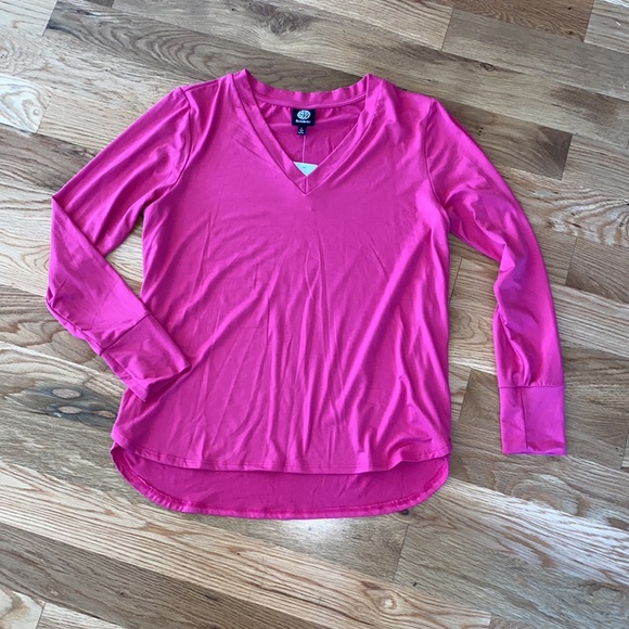 NWT  Bobeau V-Neck Butter Top in Fuchsia - Picture 6 of 11